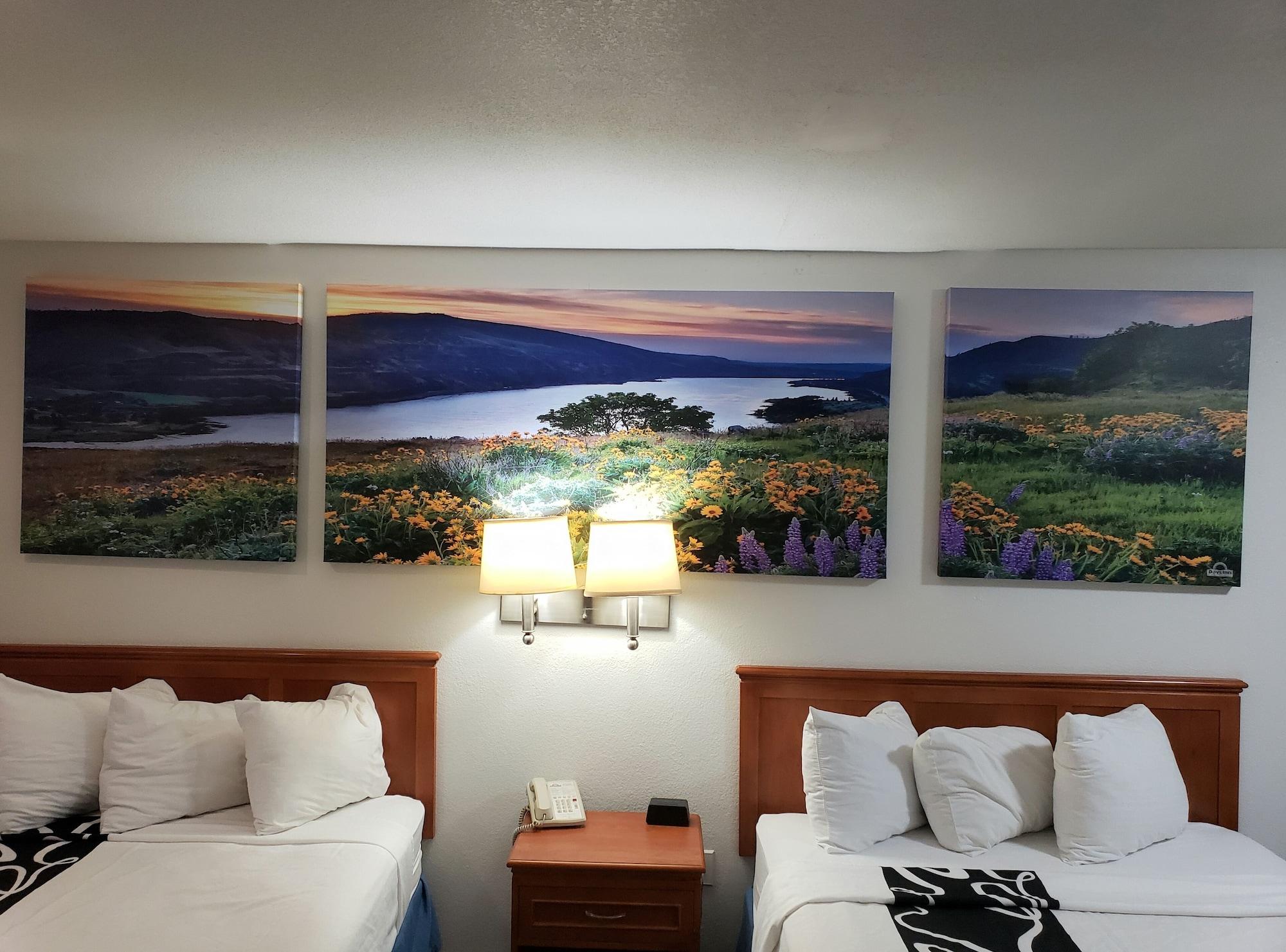 Days Inn By Wyndham Bishop Bagian luar foto