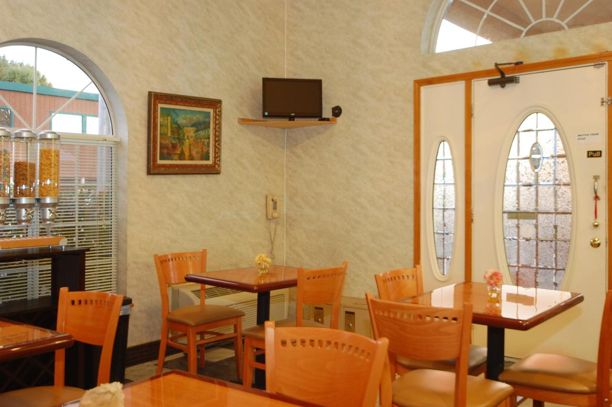 Days Inn By Wyndham Bishop Ruang foto