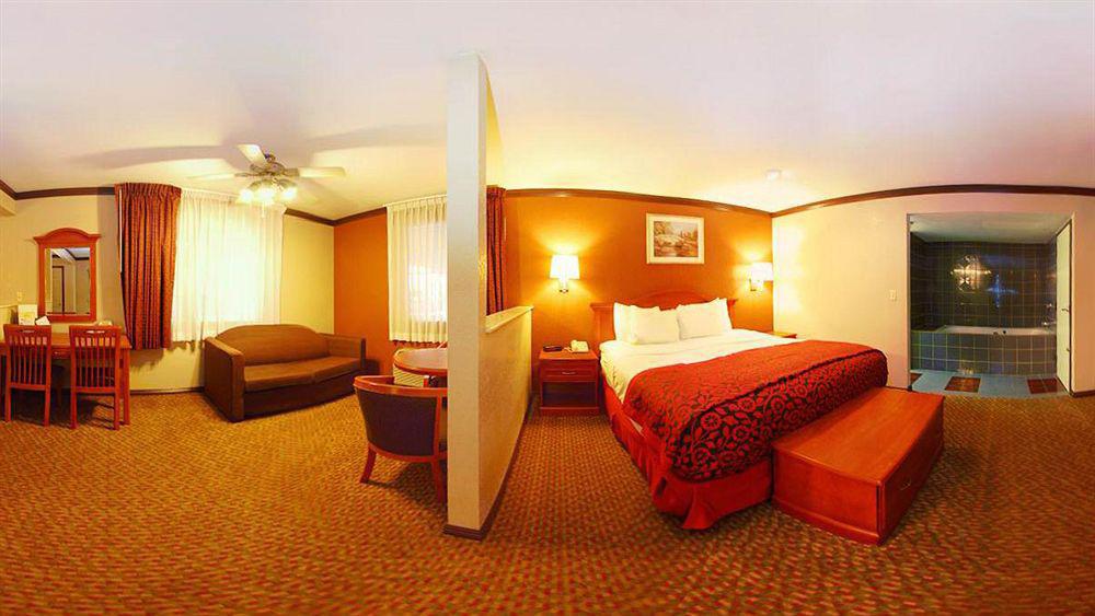Days Inn By Wyndham Bishop Bagian luar foto